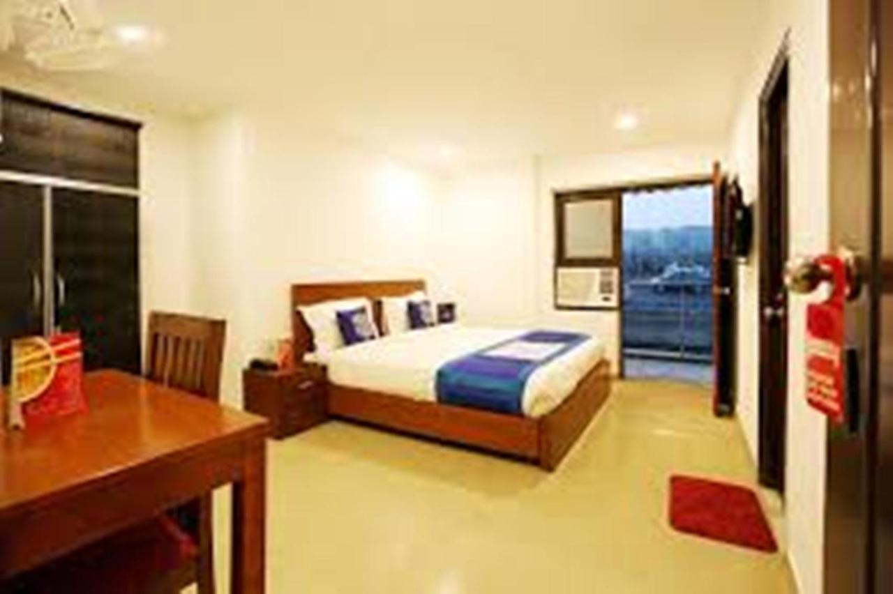 Hotel Star Light Neu-Delhi Exterior foto