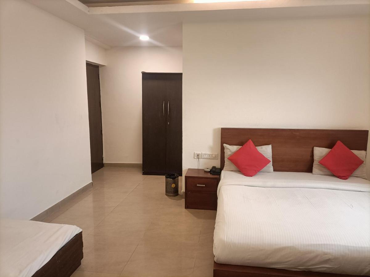 Hotel Star Light Neu-Delhi Exterior foto